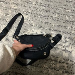 Lululemon micro festival bag
